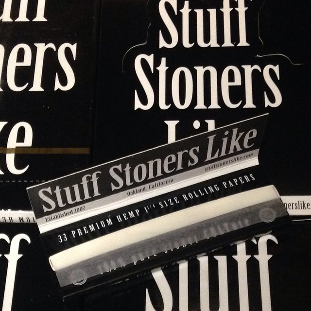 STUFF STONERS LIKE ROLLING PAPERS